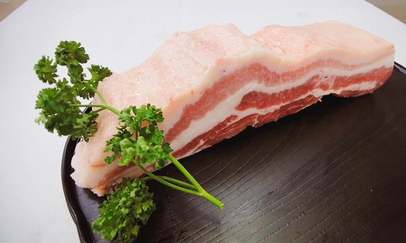 【四万十ポーク・すえのブー】バラ：角煮用（ブロック）